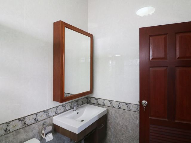 place photo 43