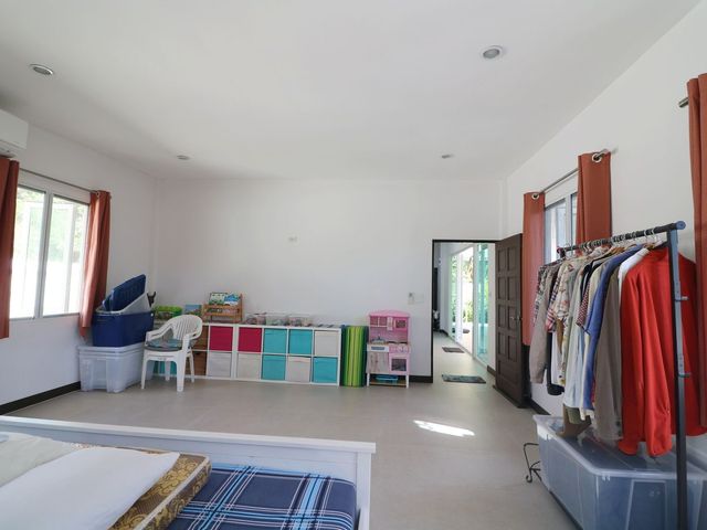 place photo 64