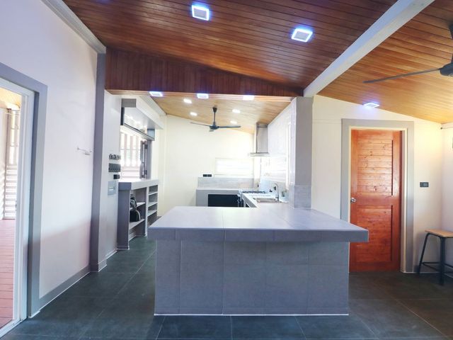 place photo 48