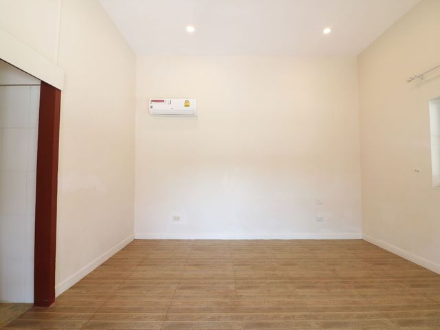 place photo 70