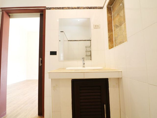 place photo 74
