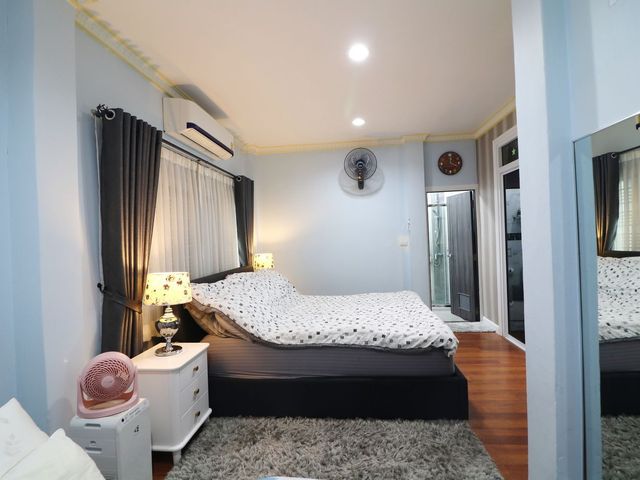 place photo 50