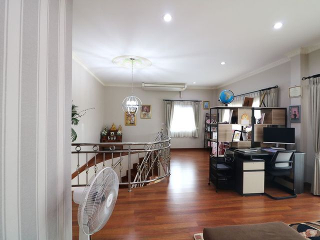place photo 56