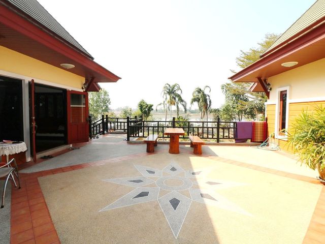 place photo 49
