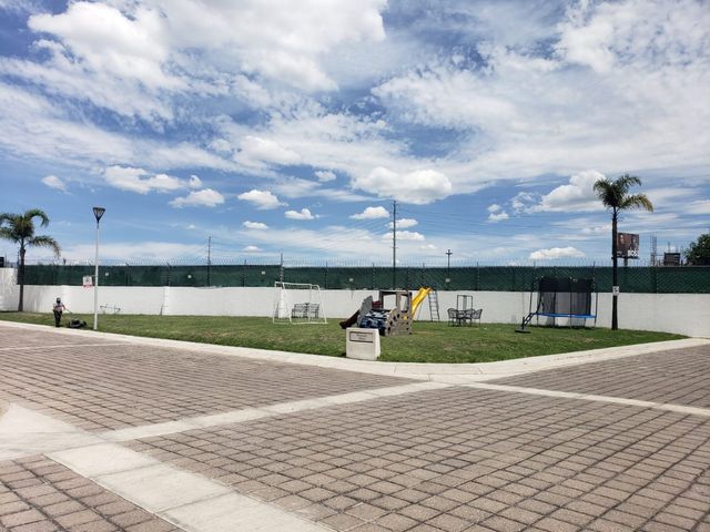 place photo 19