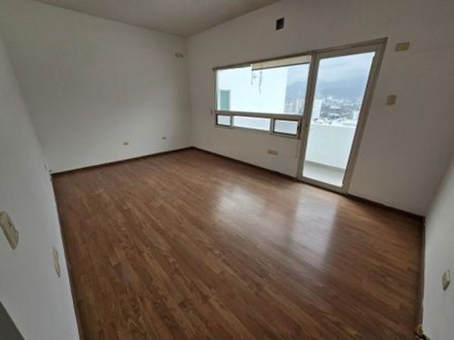 place photo 56