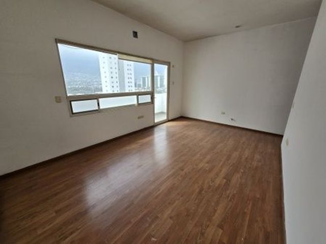 place photo 58
