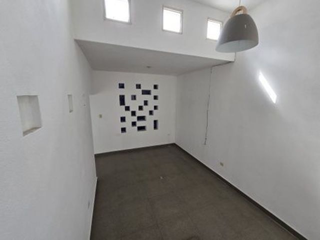 place photo 65