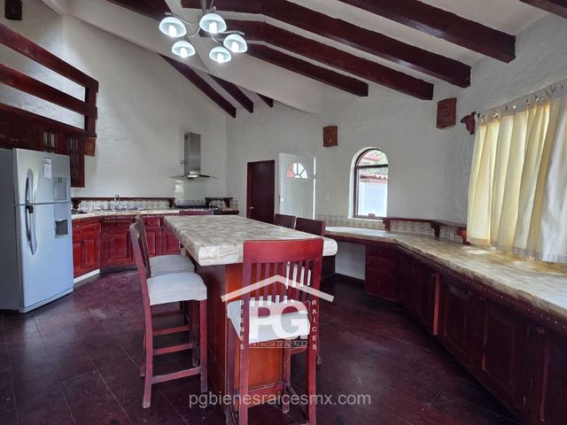 place photo 37