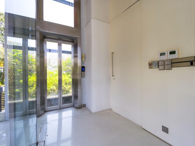 place photo 66