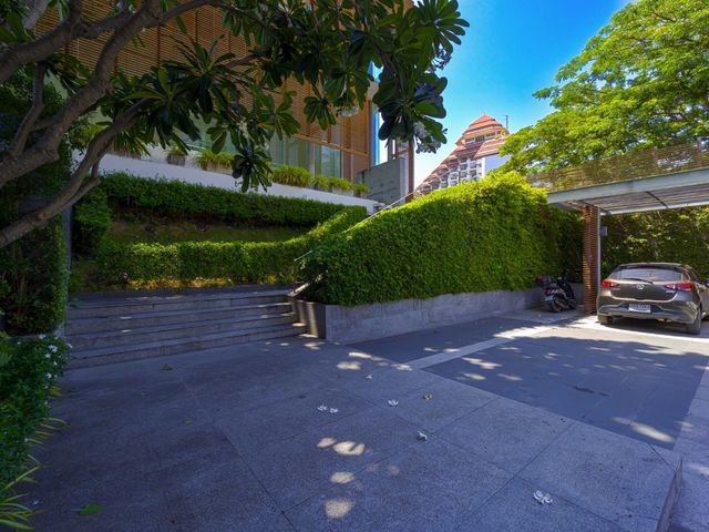 place photo 80