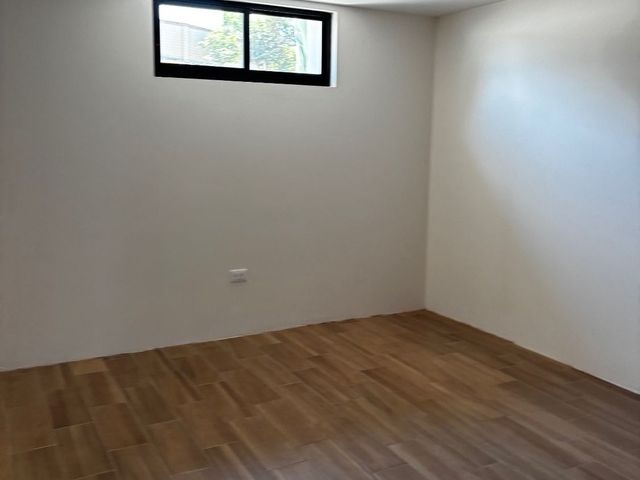 place photo 70