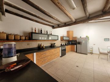 place photo 140