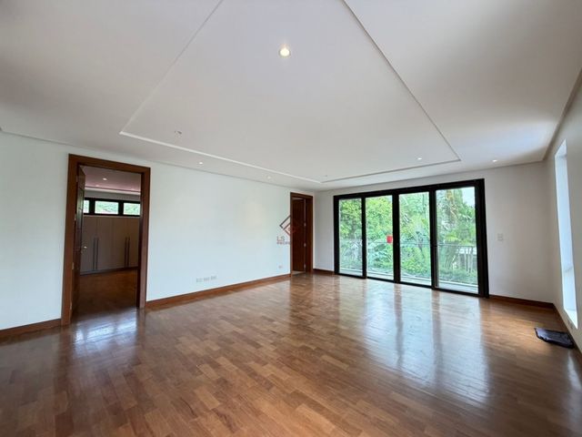 place photo 51