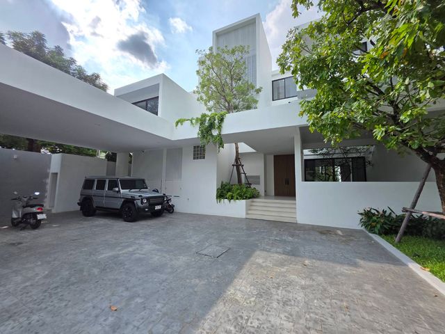 place photo 58