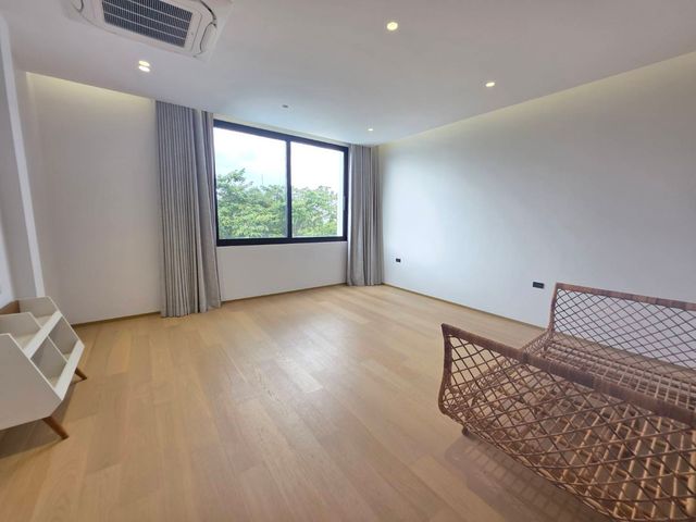 place photo 69