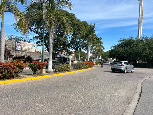 place photo 21