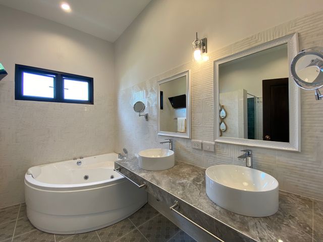 place photo 48