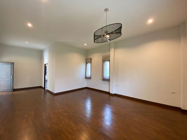 place photo 51
