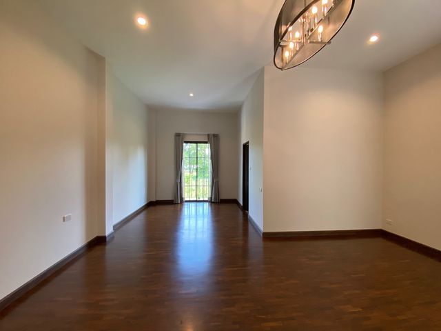 place photo 56