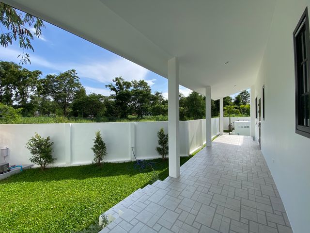 place photo 67