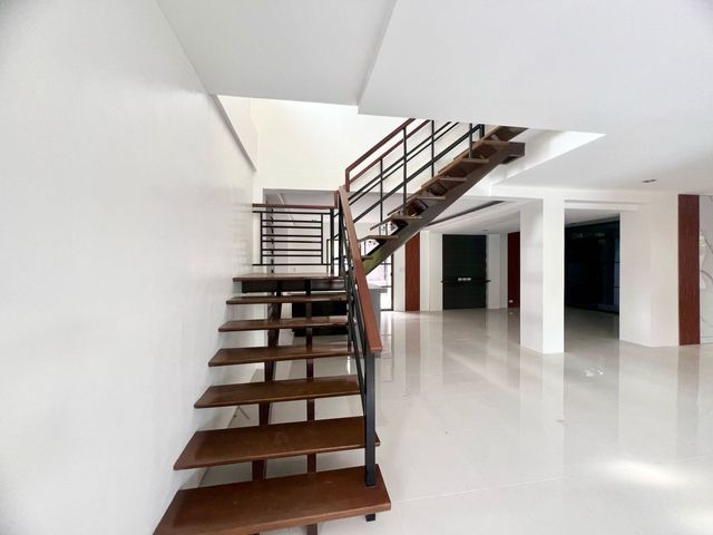 place photo 48