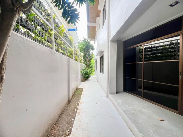 place photo 61