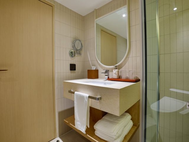 place photo 23