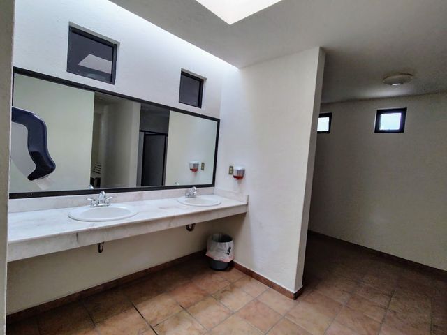 place photo 39