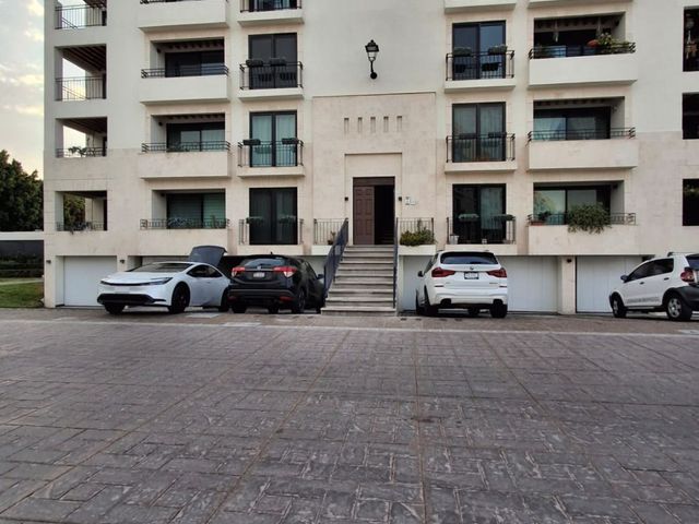 place photo 39