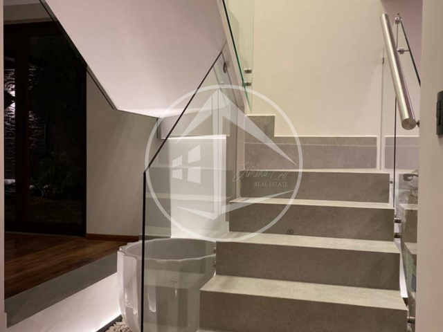 place photo 77