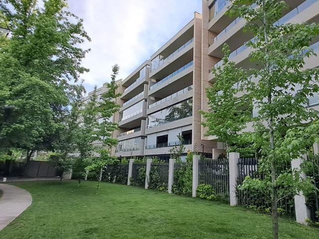 Depto en Venta La Dehesa Lo Barnechea 2D2B1E1B cercano Mall La Dehesa
