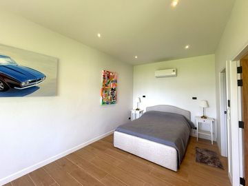 place photo 48
