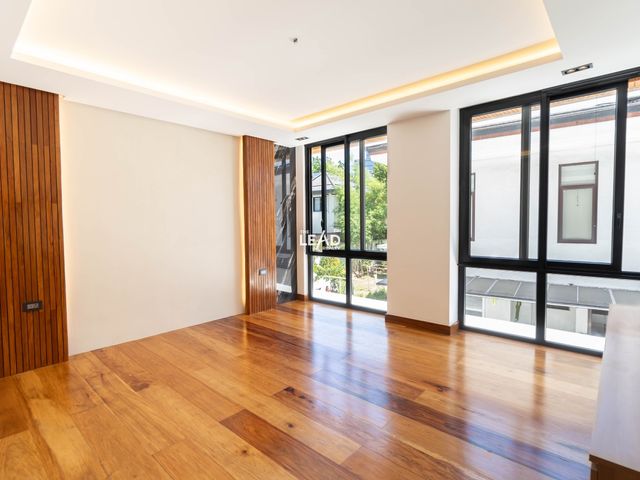 place photo 68