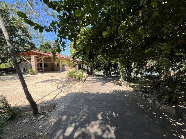 place photo 13