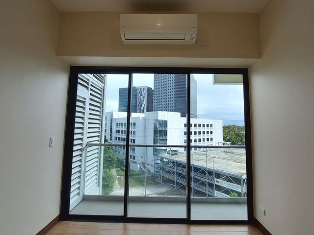 place photo 70