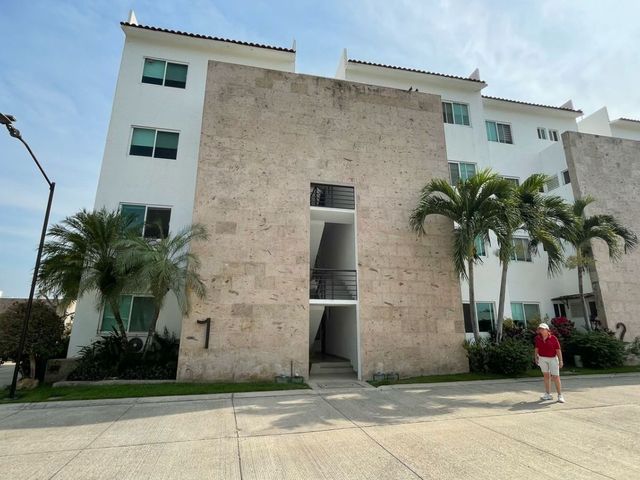 place photo 52