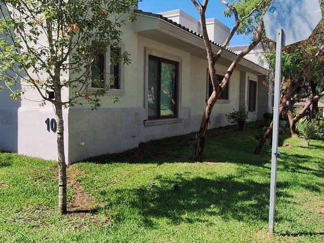 place photo 52