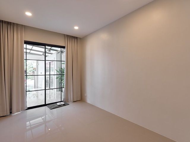 place photo 49