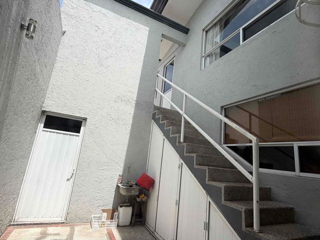 place photo 40