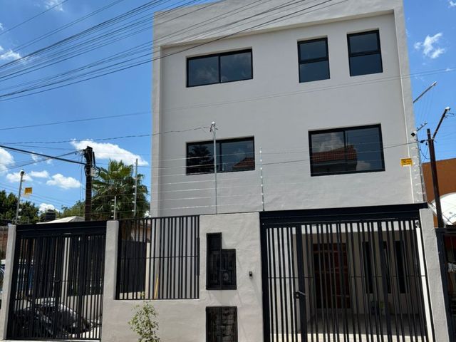 place photo 32