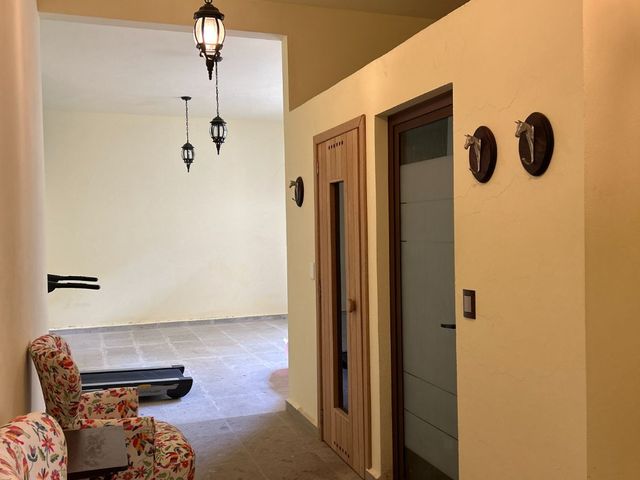 place photo 100