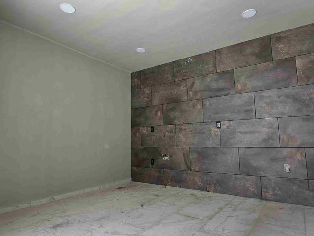 place photo 50