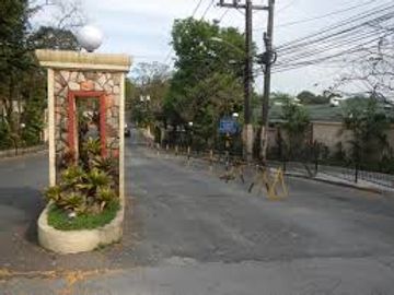FOR SALE - Two Storey Mid Upper Side House and Lot in Loyola Grand Villas, Quezon City
