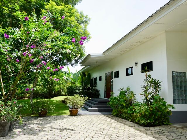 place photo 52