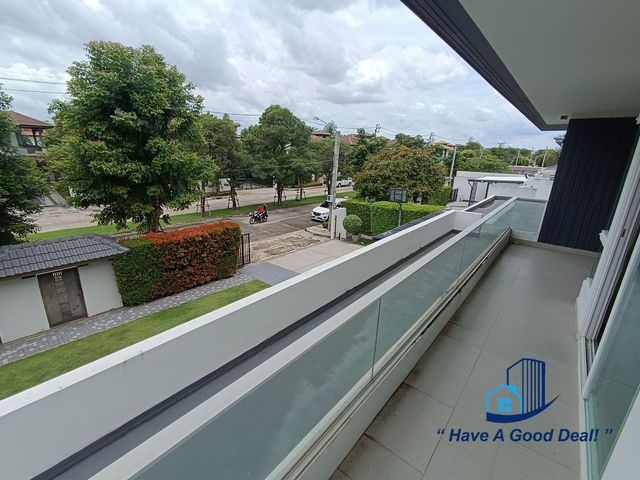 place photo 65