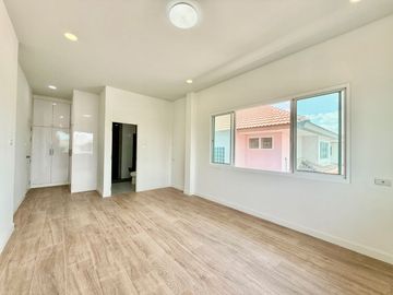 place photo 44