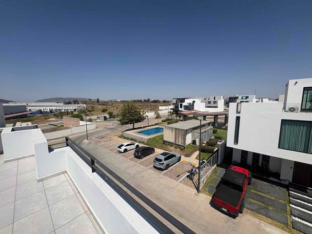 place photo 29