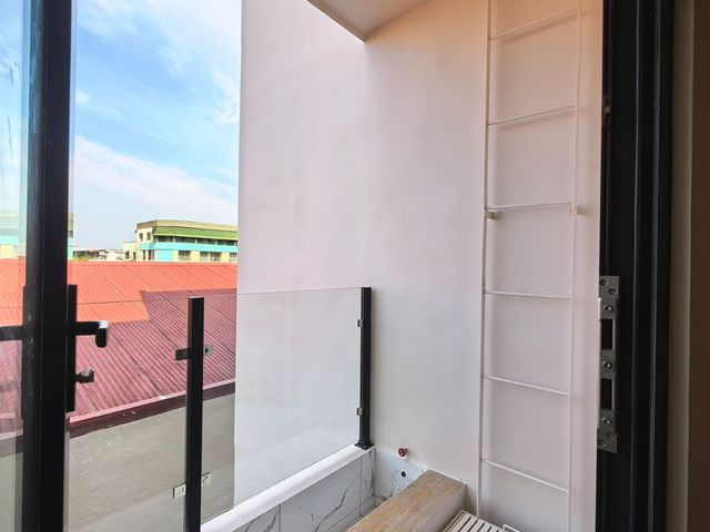 place photo 51