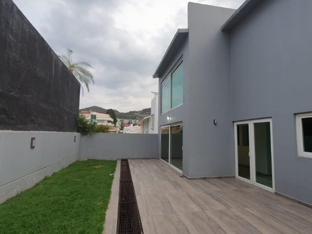 place photo 24